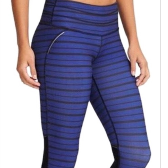 Athleta Purple stripe leggings  size XS preowned - Picture 1 of 12